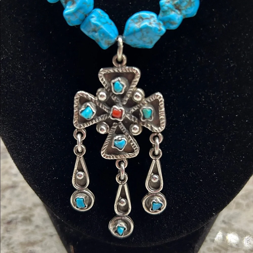 Turquoise and Sterling Necklace - Picture 2 of 6